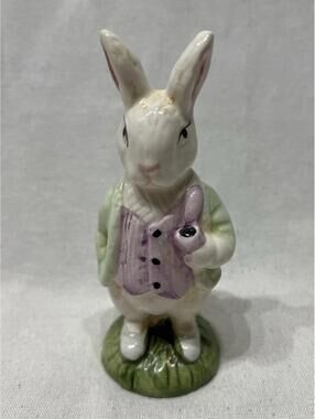 VTG Anthropomorphic Mr Rabbit Ceramic figurine